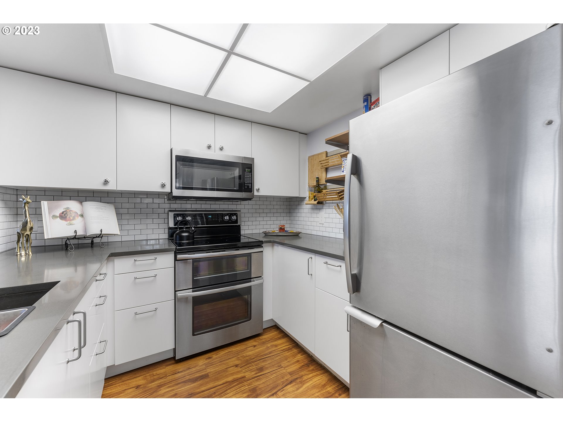6665 West Burnside Road, Unit 441 Portland, OR 97225 - Photo 14 of 41 Gallery Image 14