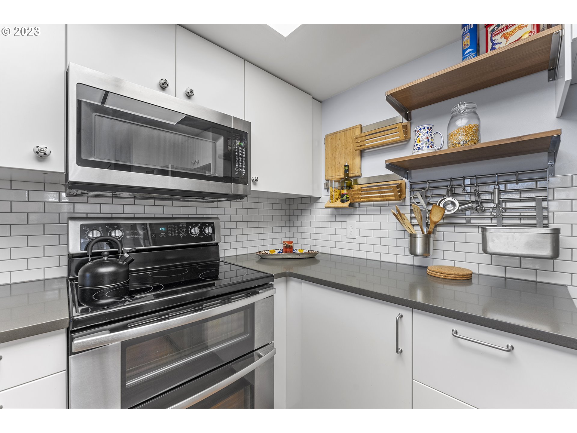 6665 West Burnside Road, Unit 441 Portland, OR 97225 - Photo 15 of 41 Gallery Image 15