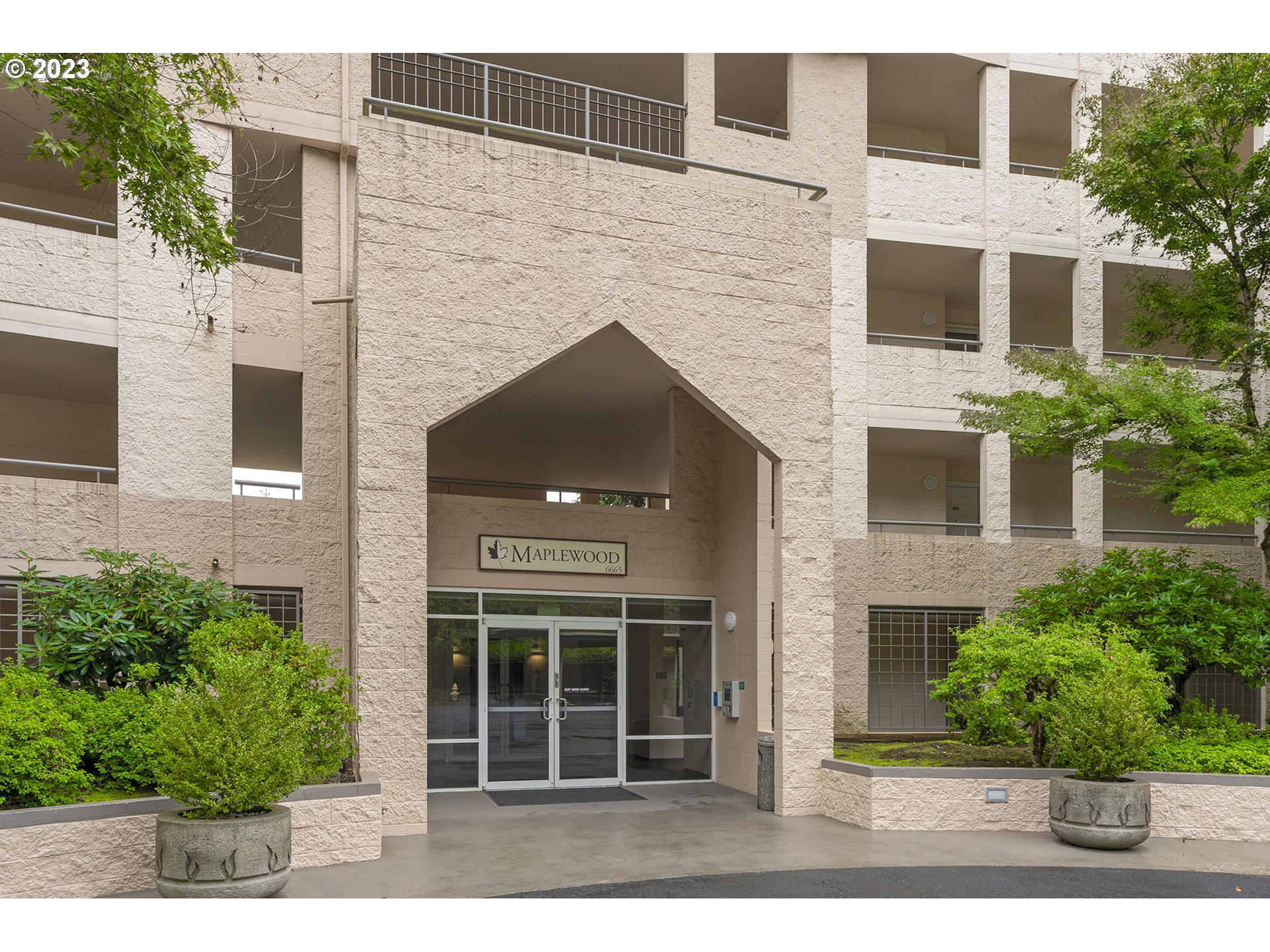 6665 West Burnside Road, Unit 441 Portland, OR 97225 - Photo 4 of 41 Gallery Image 4