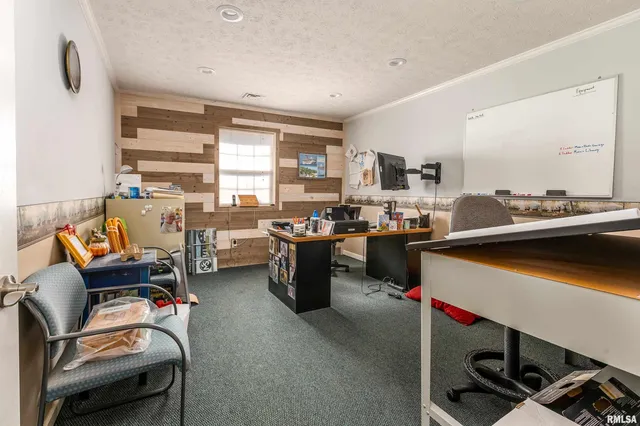 $315,000 | 8130 Southfork Road, Marion, IL 62959