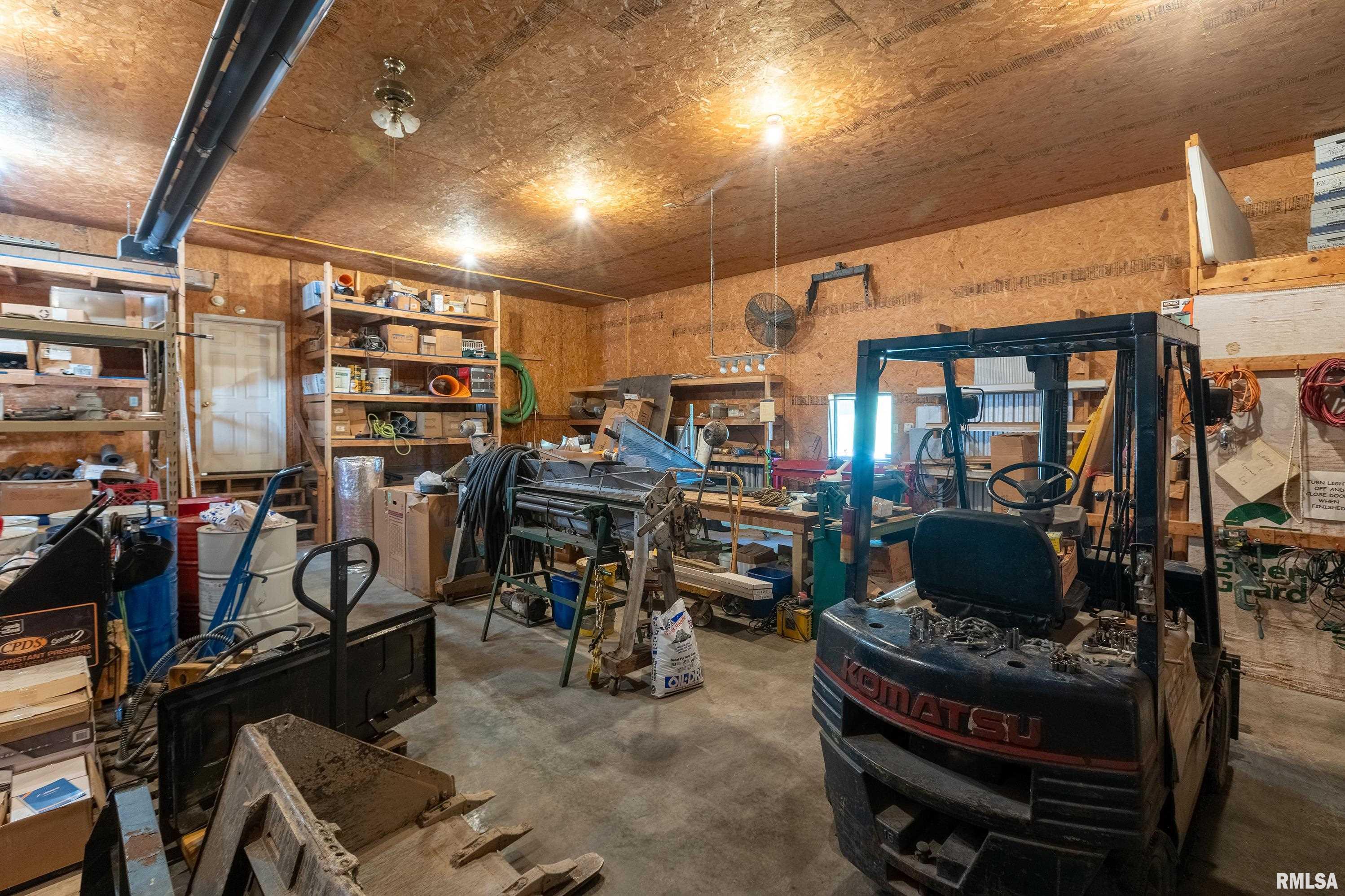 8130 Southfork Road Marion, IL 62959 - Photo 9 of 12