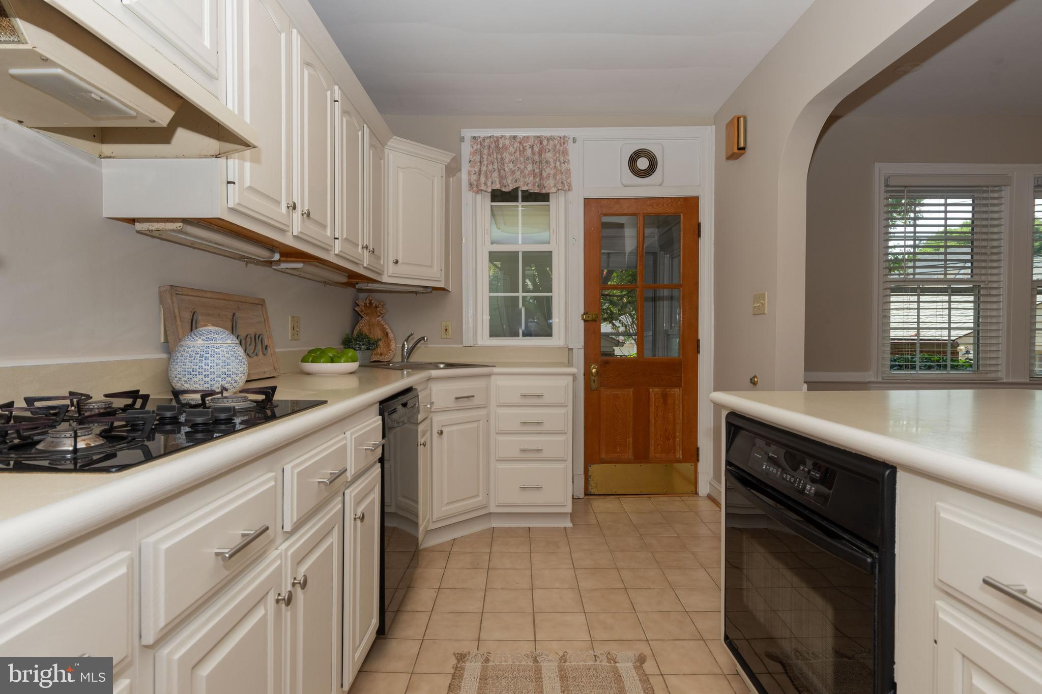 413 Dunkirk Road Baltimore, MD 21212 - Photo 13 of 45