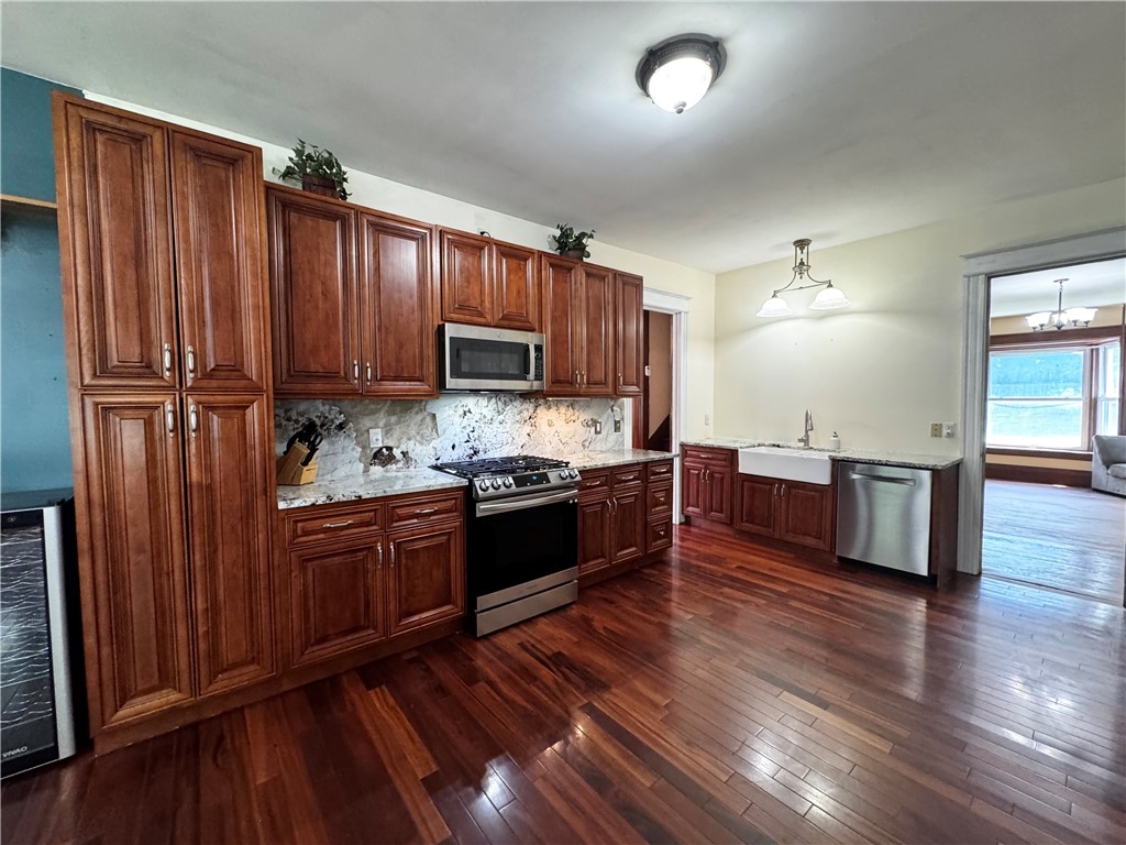 1605 Lehigh Station Road Henrietta, NY 14467 - Photo 8 of 20