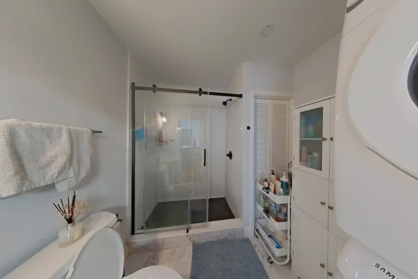 $3,800 | 586 East Broadway, Unit 2, Boston, MA 02127