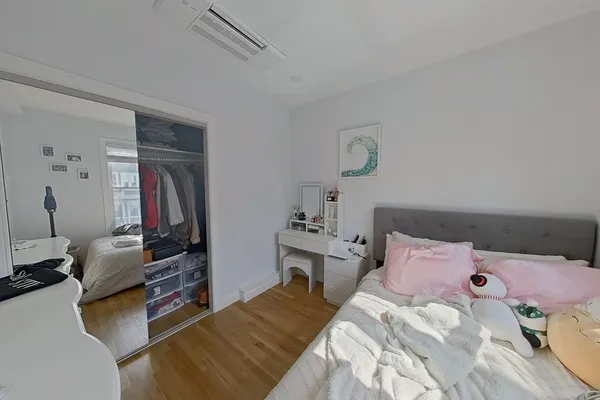 $3,800 | 586 East Broadway, Unit 2, Boston, MA 02127