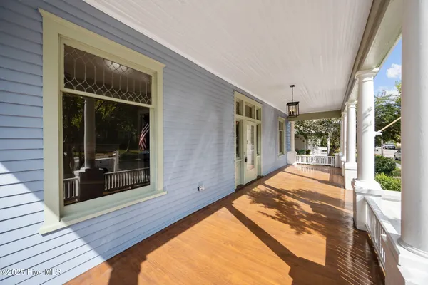 $1,174,900 | 620 West 2nd Street, Washington, NC 27889