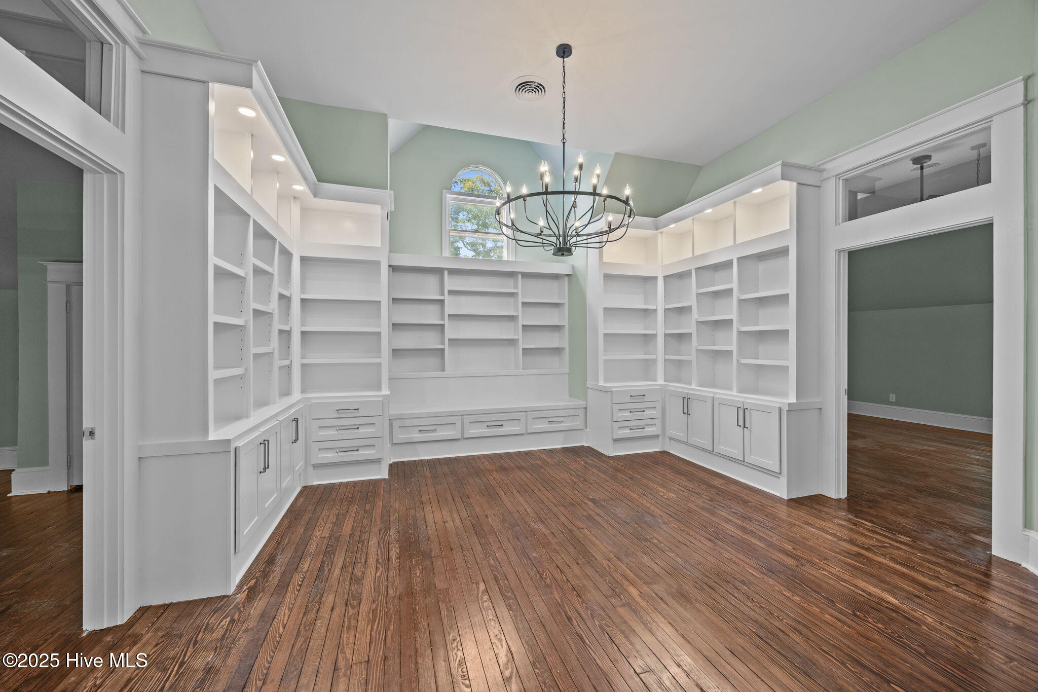 620 West 2nd Street Washington, NC 27889 - Photo 10 of 82 36-web-or-mls-BLS_0108