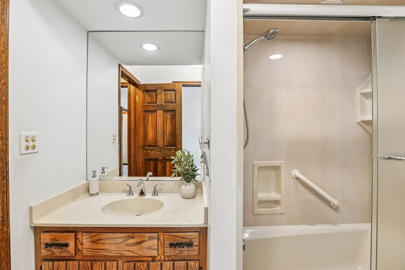 500 West St Charles Road Lombard, IL 60148 - Photo 10 of 35