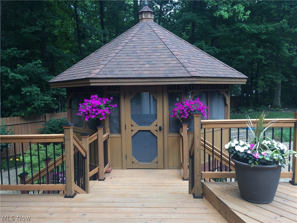 6739 Stoney Ridge Road North Ridgeville, OH 44039 - Photo 10 of 32 Leading to gazebo.