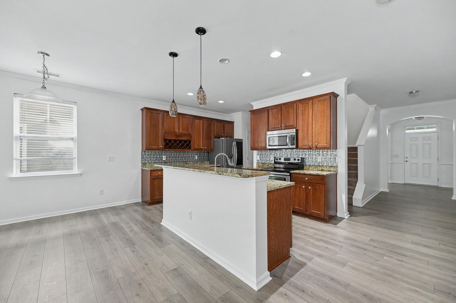 106 Swiftwater Way Summerville, SC 29486 - Photo 14 of 56 106 Swiftwater Way 2 9 of 51