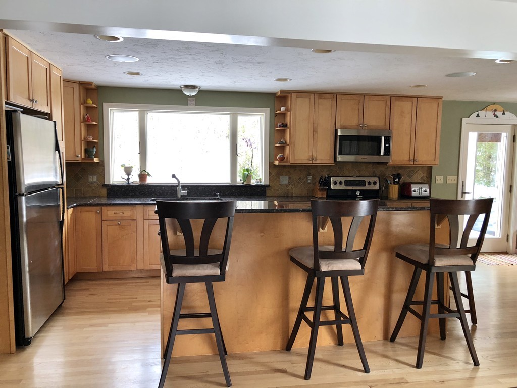 3 Pheasant Hill Road Bellingham, MA 02019 - Photo 8 of 29