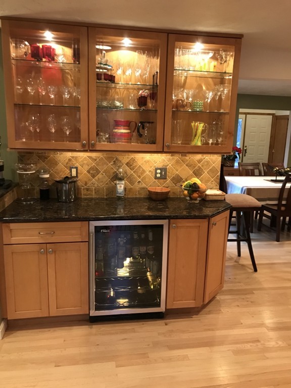 3 Pheasant Hill Road Bellingham, MA 02019 - Photo 10 of 29