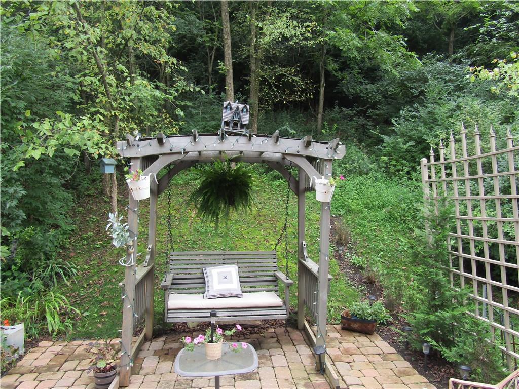 2313 Old Greentree Road Carnegie, PA 15106 - Photo 23 of 23 Gallery Image 23