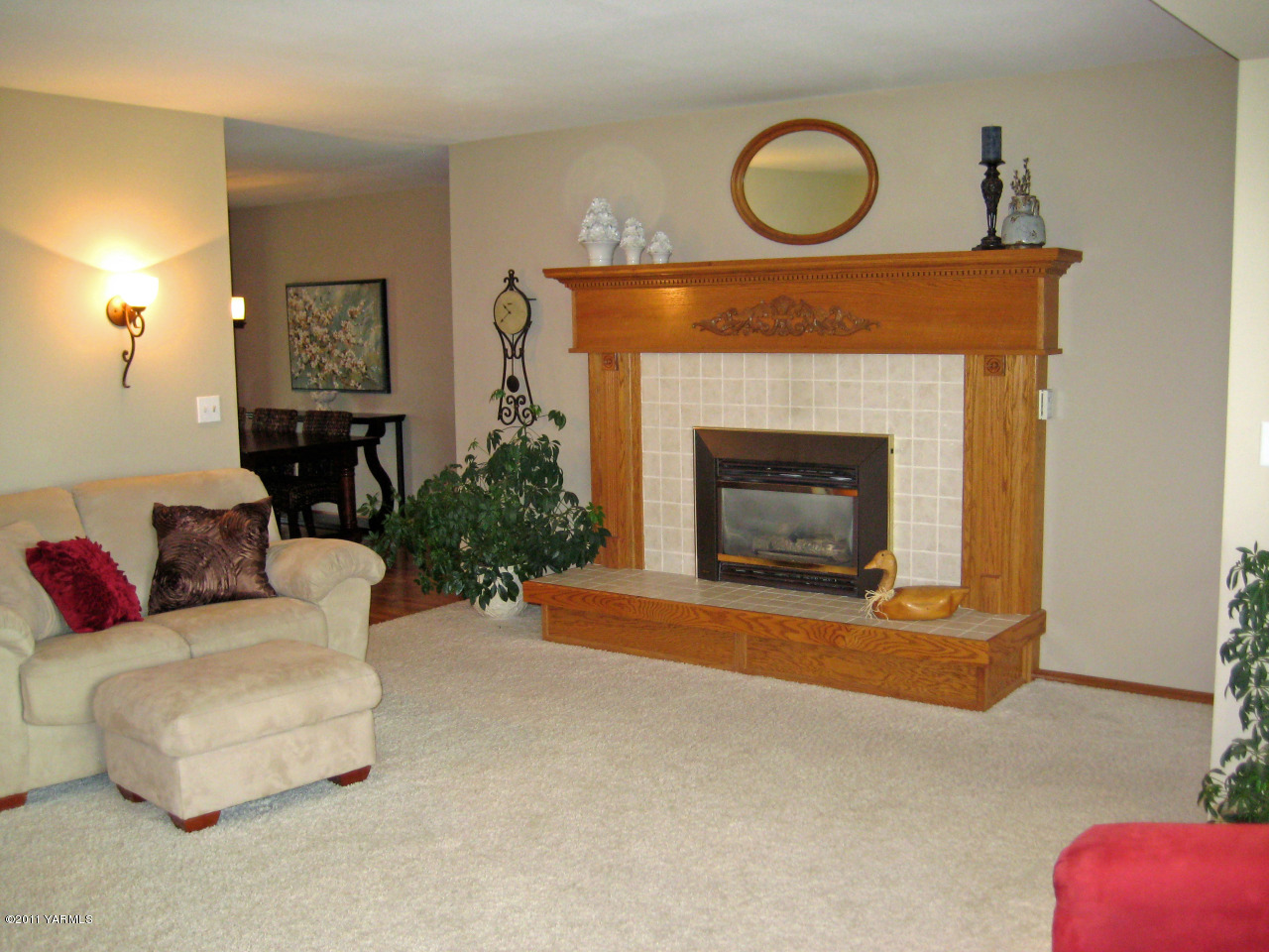 1903 Moore Road Yakima, WA 98908 - Photo 3 of 25 Living Room Fireplace