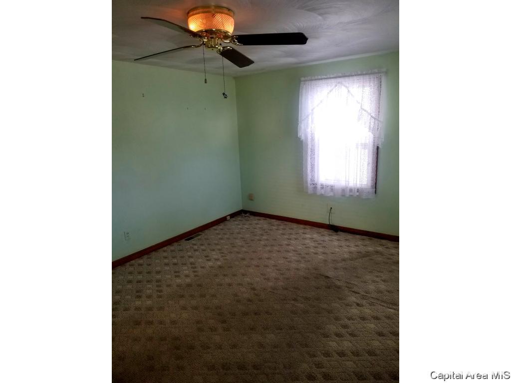 2216 E Keys Springfield, IL 62702 - Photo 15 of 25