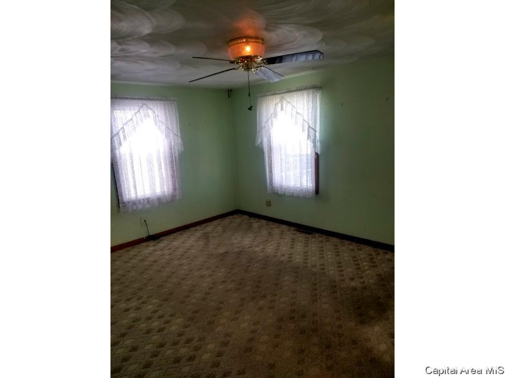 2216 E Keys Springfield, IL 62702 - Photo 16 of 25