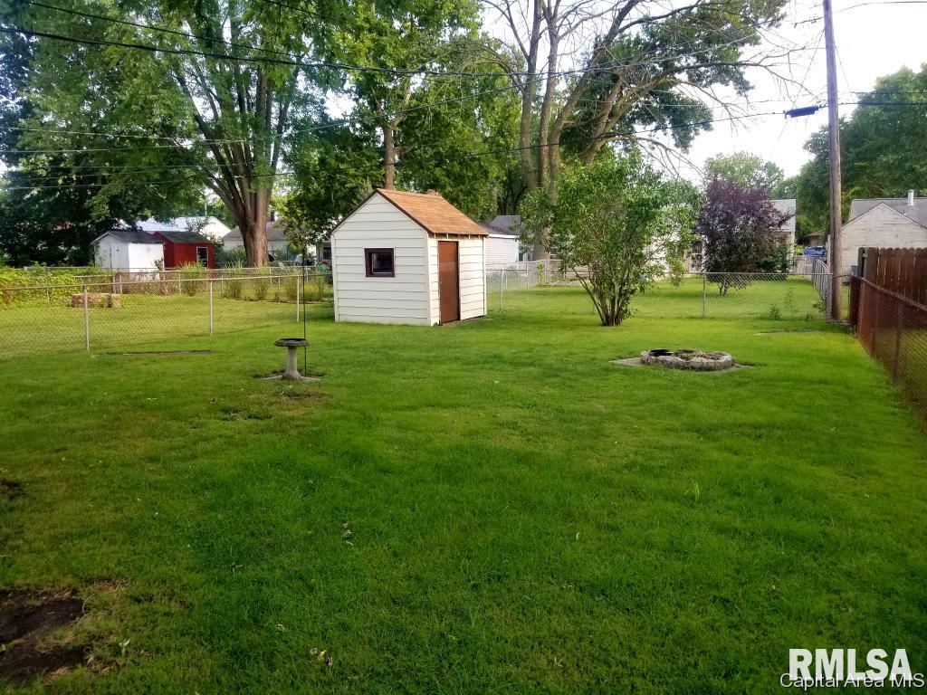 2216 E Keys Springfield, IL 62702 - Photo 9 of 25