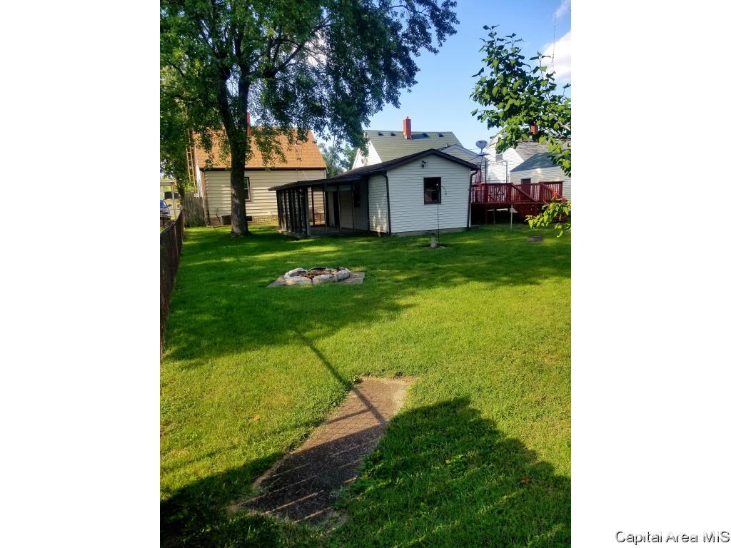 2216 E Keys Springfield, IL 62702 - Photo 10 of 25