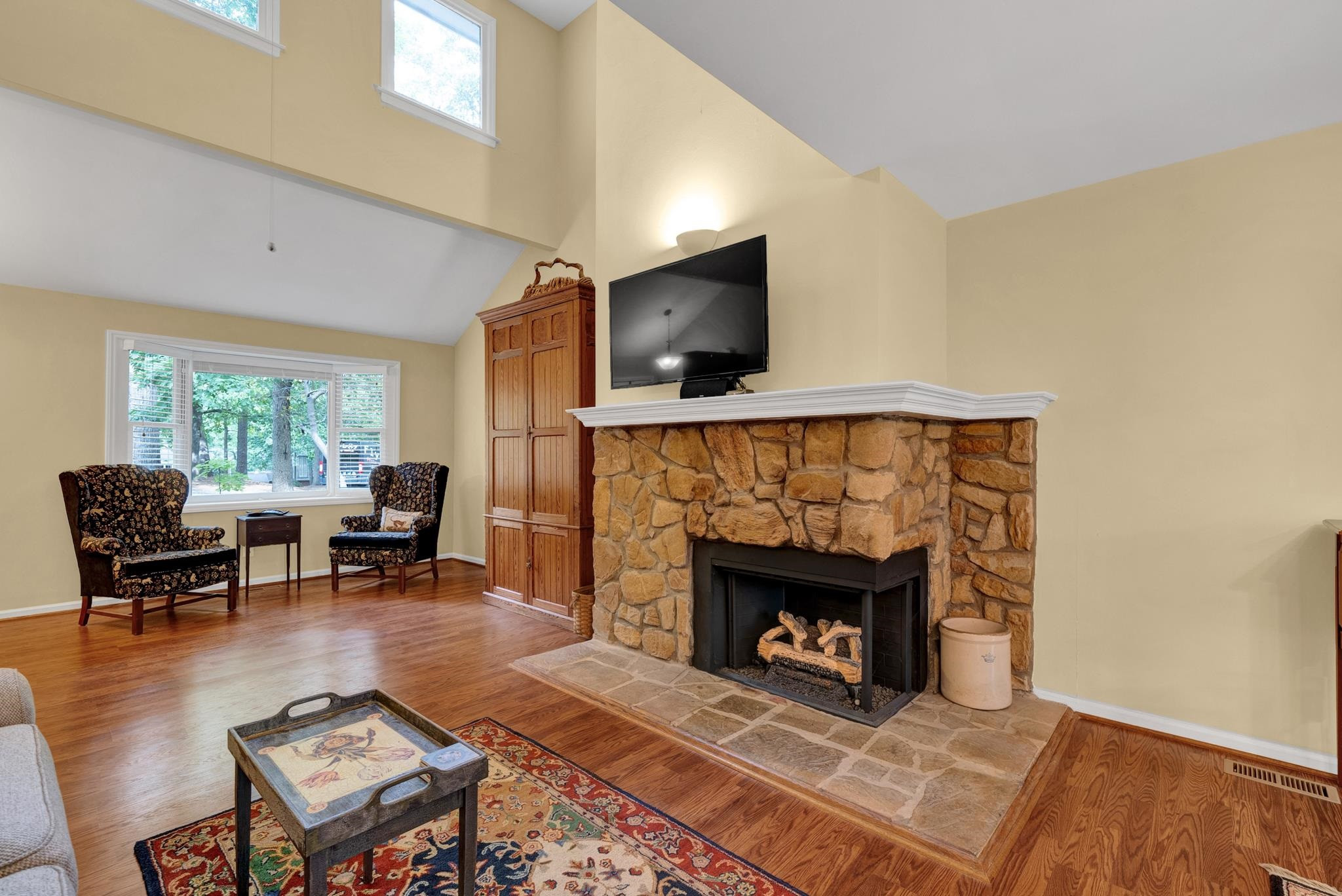 900 Bridge Way Raleigh, NC 27615 - Photo 4 of 19 Photo 4
