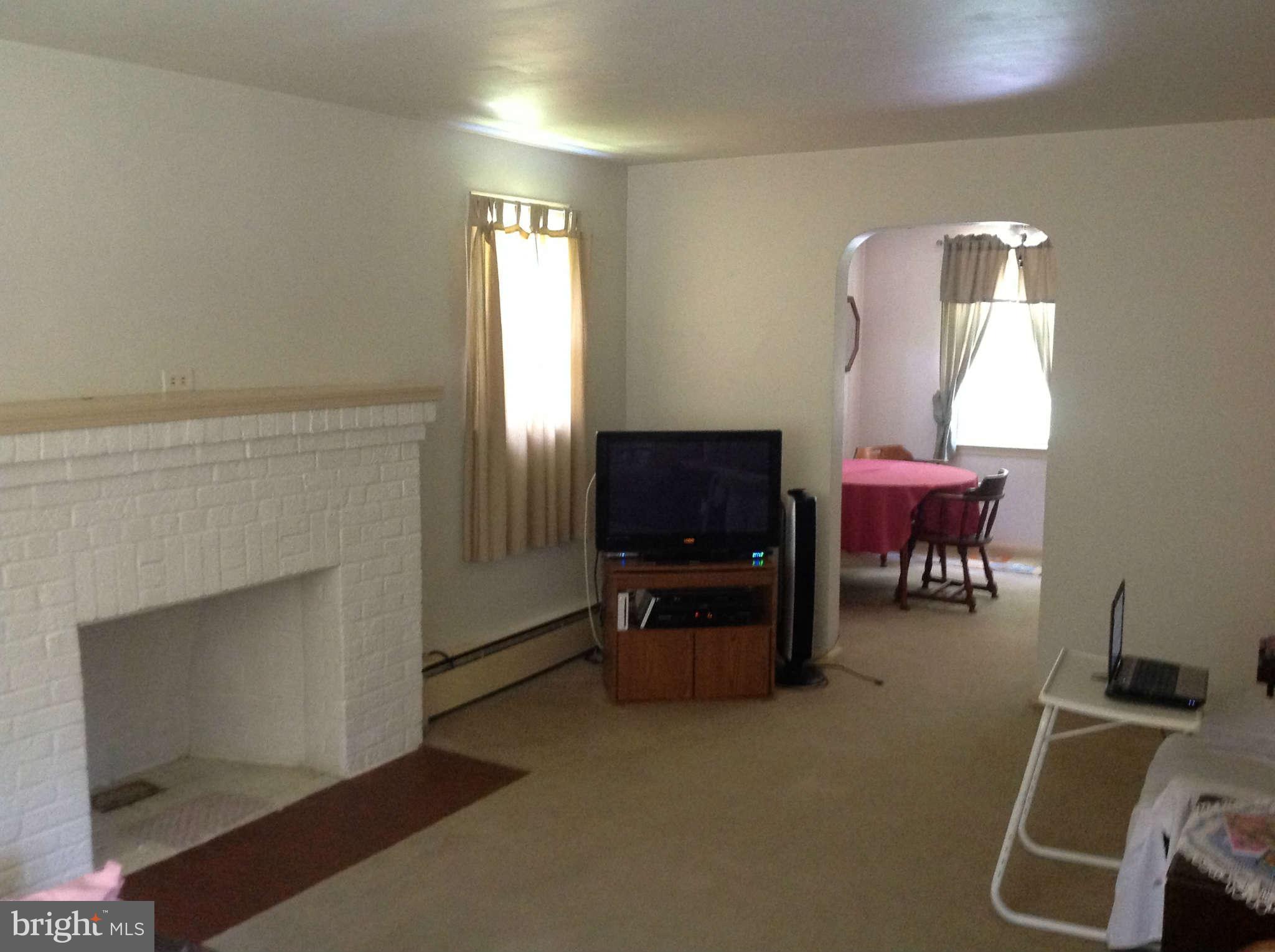 5103 Sharon Road Temple Hills, MD 20748 - Photo 5 of 30 Living Room