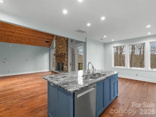 $1,099,000 | 472 Cardinal Road, Brevard, NC 28712