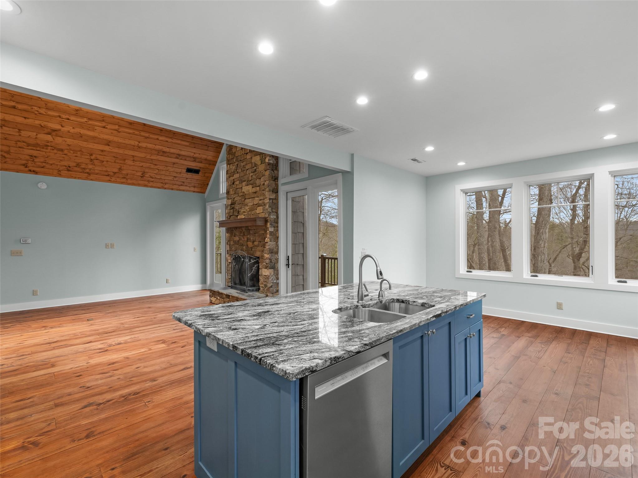472 Cardinal Road Brevard, NC 28712 - Photo 16 of 48 Gallery Image 16
