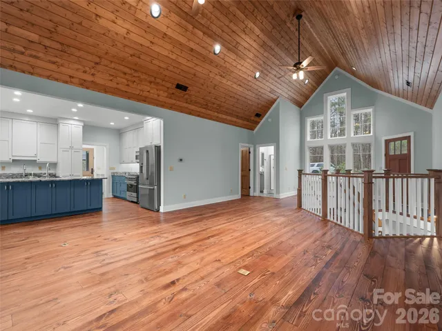 $1,099,000 | 472 Cardinal Road, Brevard, NC 28712