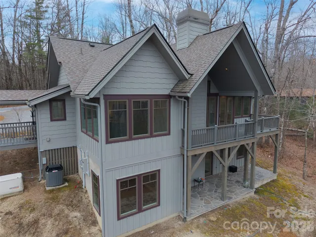 $1,099,000 | 472 Cardinal Road, Brevard, NC 28712