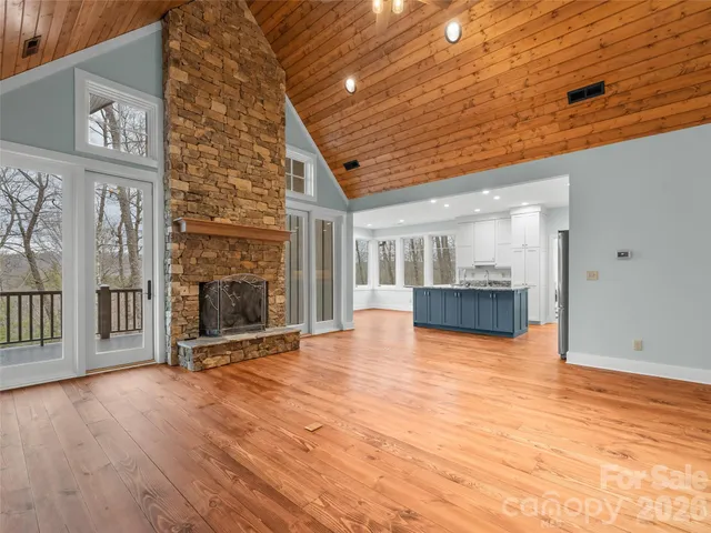 $1,099,000 | 472 Cardinal Road, Brevard, NC 28712