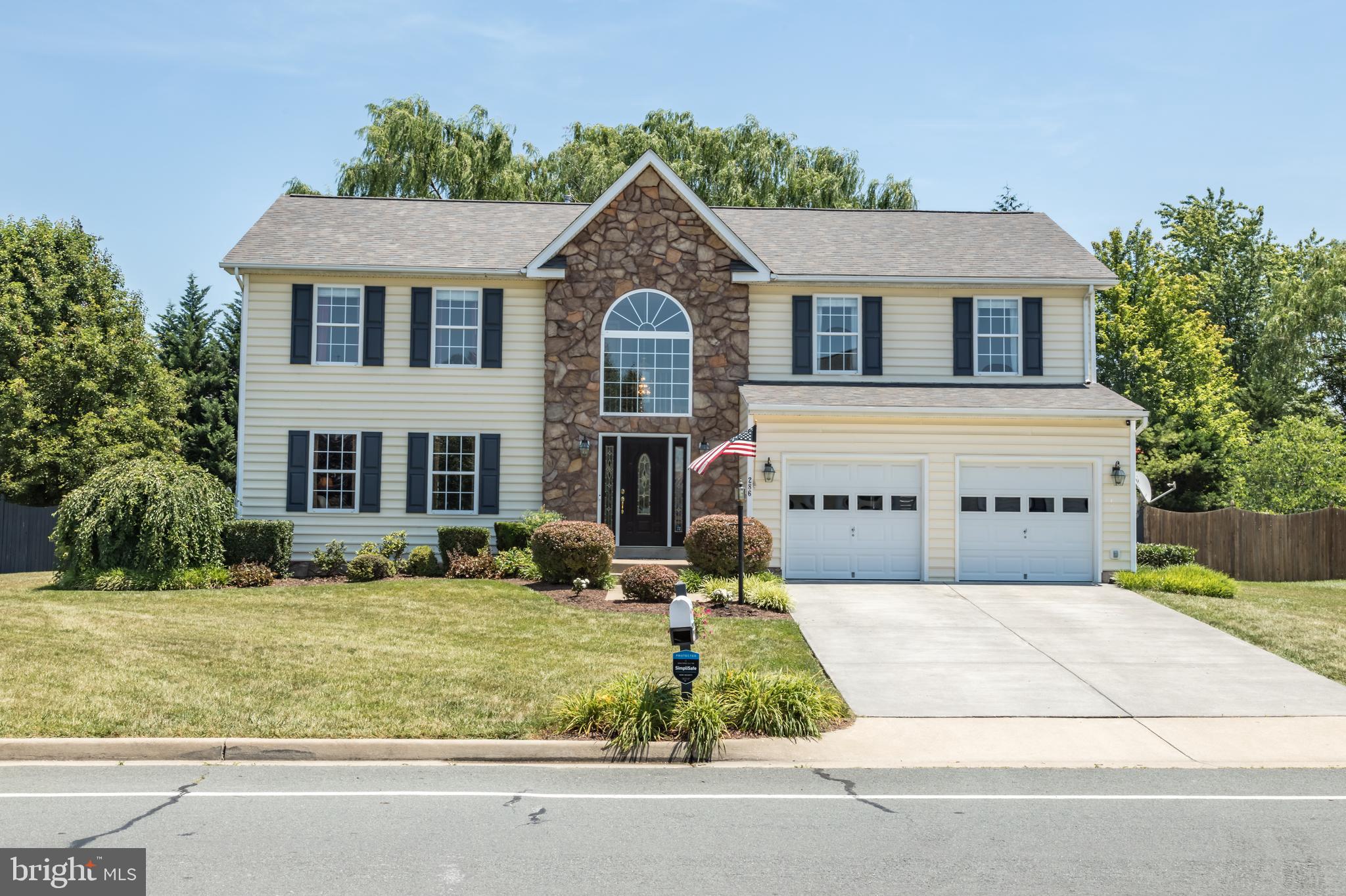 286 Huntersridge Road Winchester, VA 22602 - Photo 2 of 42 Gallery Image 2