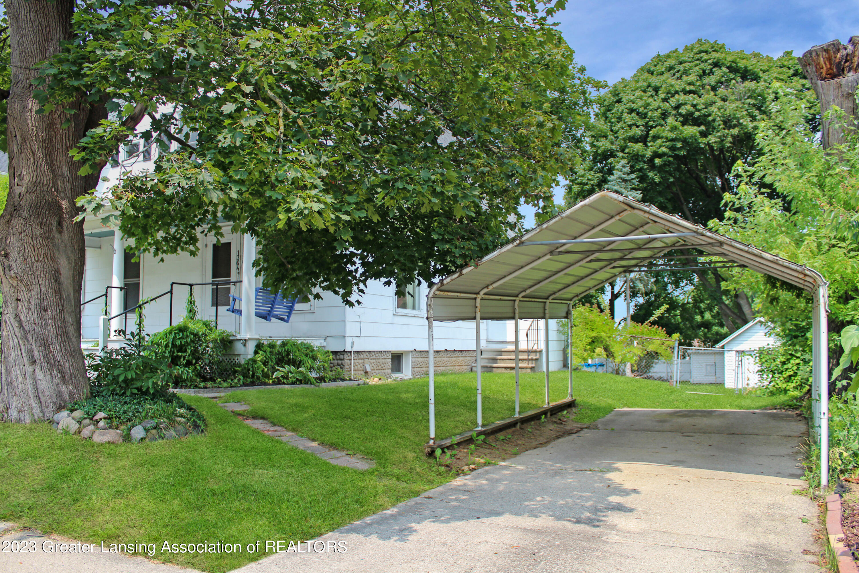 1364 Haslett Road Haslett, MI 48840 - Photo 31 of 36 IMG_3981