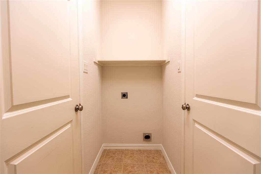 1020 Rodin Lane Carrollton, TX 75006 - Photo 15 of 25