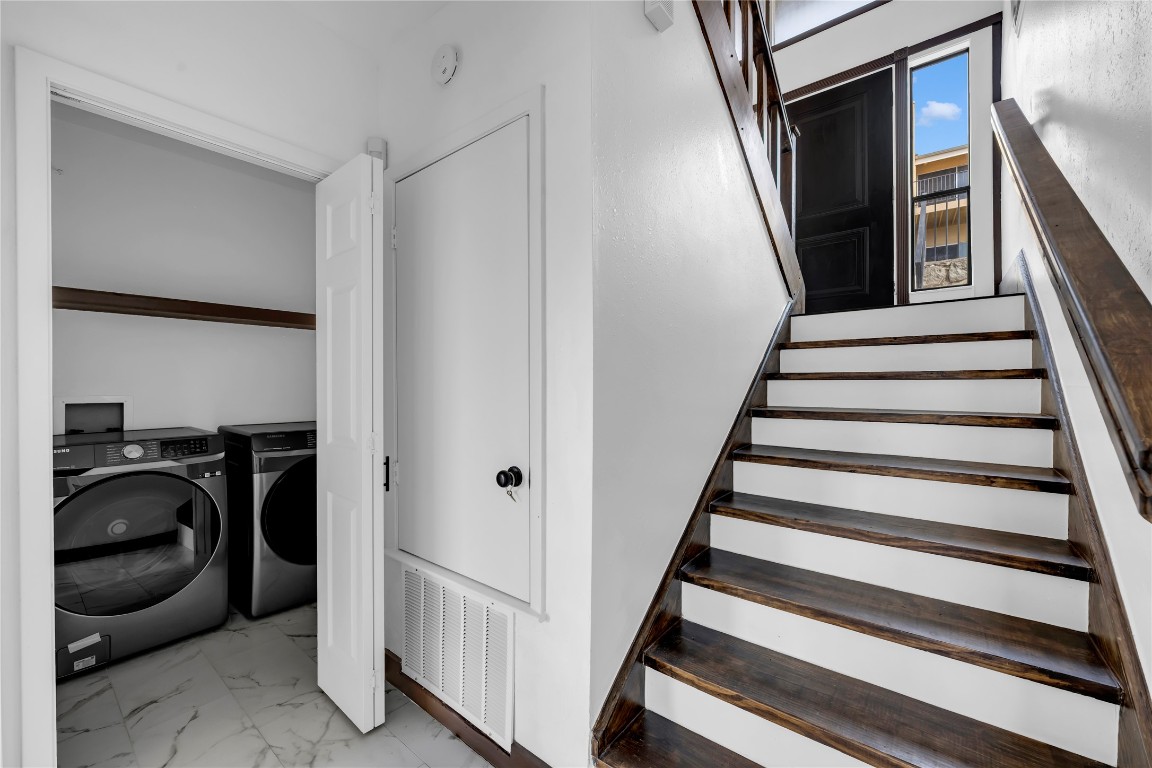 402 Hi Stirrup, Unit E2 Horseshoe Bay, TX 78657 - Photo 23 of 39 a view of entryway