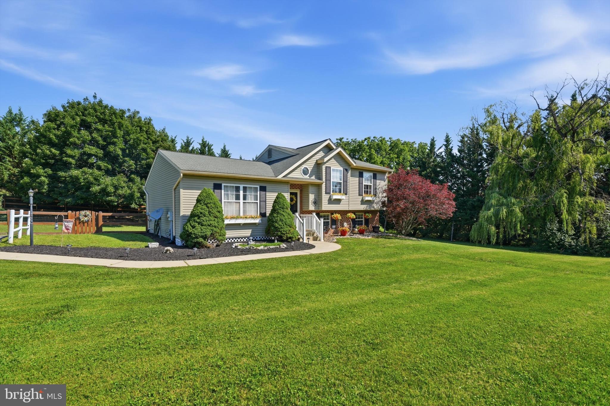 4292 Bark Hill Road Union Bridge, MD 21791 - Photo 4 of 68 Gallery Image 4