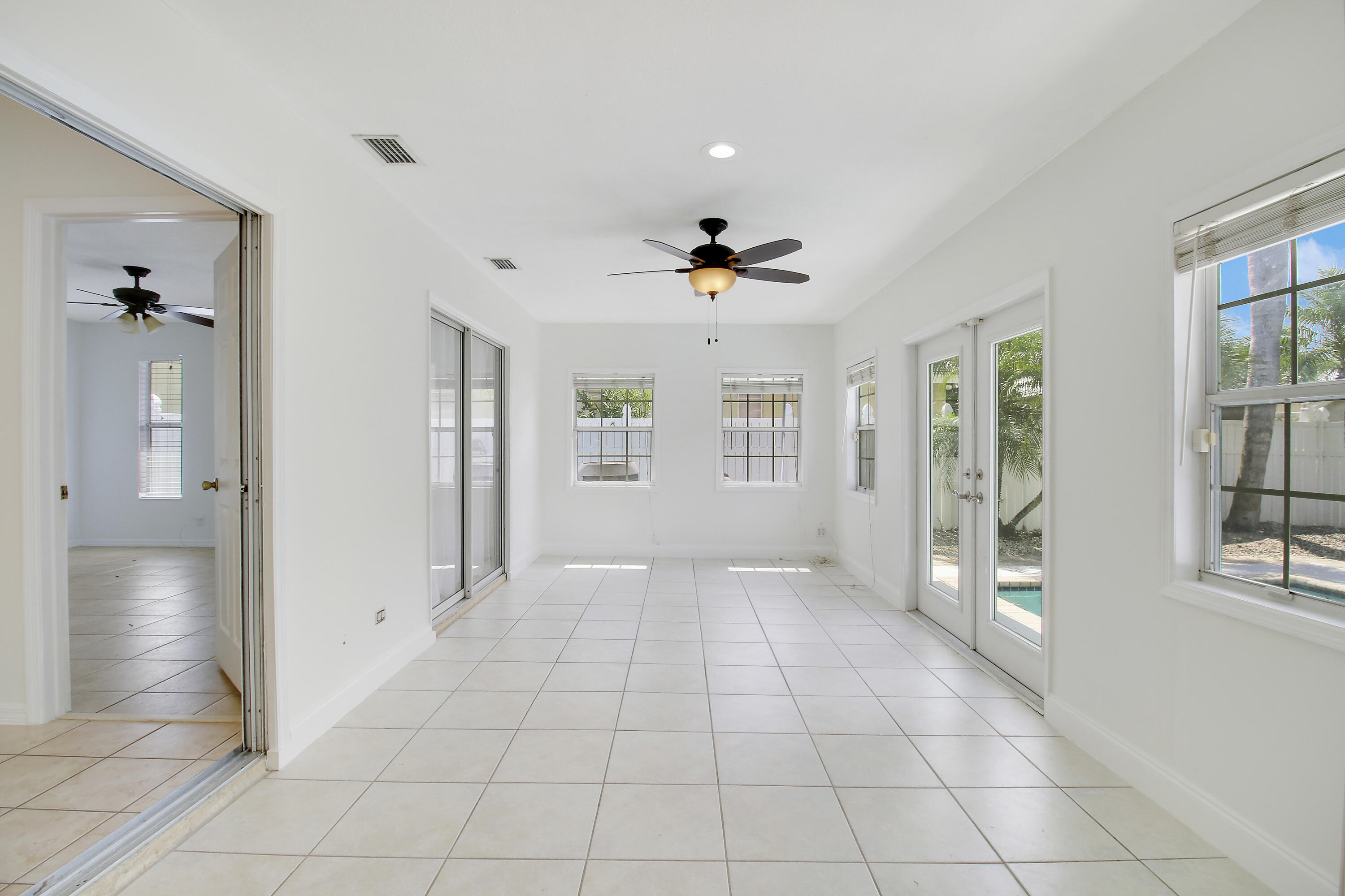 6118 Barbara Street Jupiter, FL 33458 - Photo 9 of 30 House-7