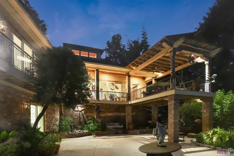 $2,349,000 | 16056 Highland Bluff Court, Baton Rouge, LA 70810