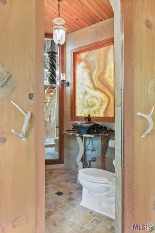 $1,995,000 | 16056 Highland Bluff Court, Baton Rouge, LA 70810