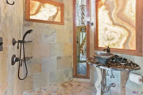 $2,349,000 | 16056 Highland Bluff Court, Baton Rouge, LA 70810