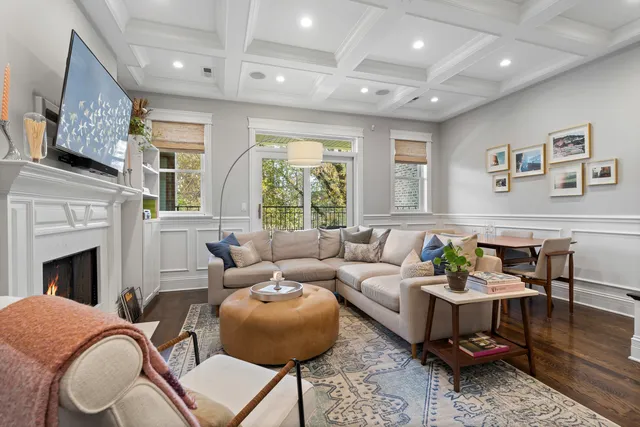 $875,000 | 2680 North Orchard Street, Unit 2, Chicago, IL 60614