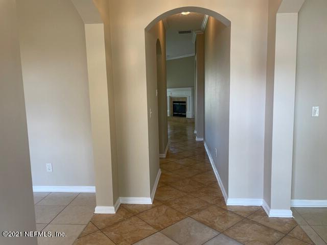 5435 Spring Ridge Court Jacksonville, FL 32258 - Photo 5 of 13 PICTURE11