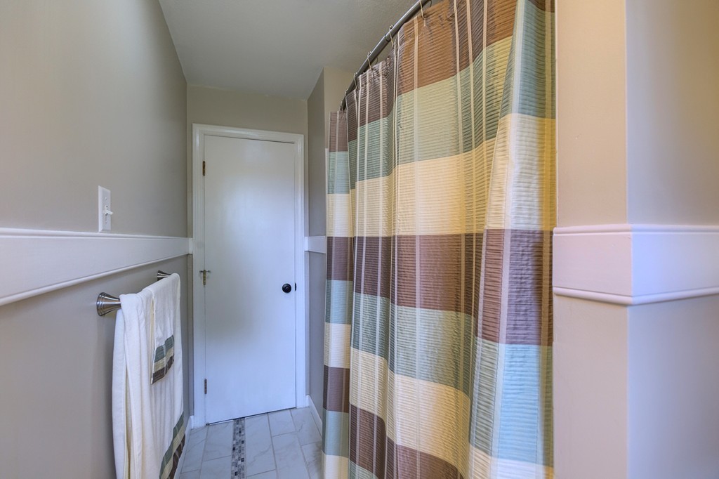 45 Christopher Road Holliston, MA 01746 - Photo 10 of 27 Gallery Image 10