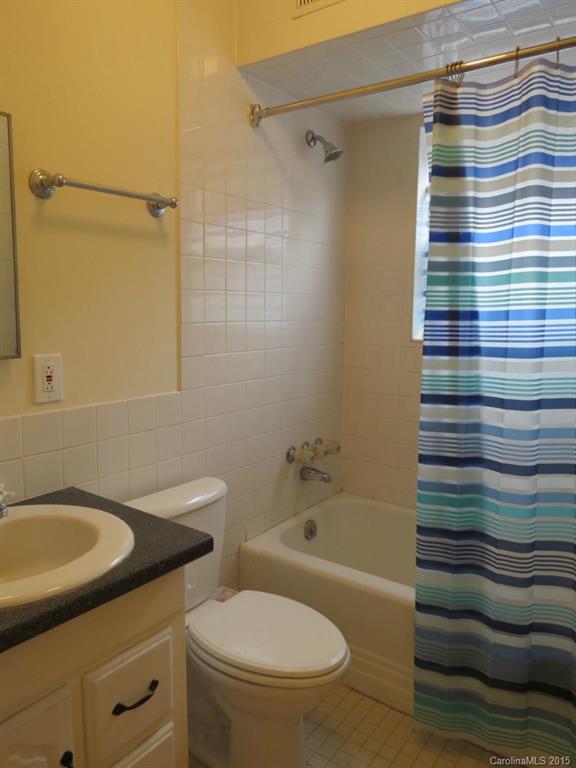 1711 Club Road, Unit 7 Charlotte, NC 28205 - Photo 9 of 12 Gallery Image 9