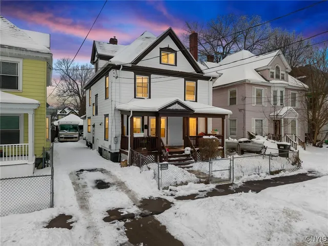 $139,900 | 250 McLennan Avenue, Syracuse, NY 13205