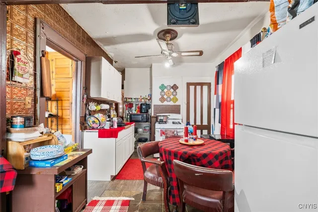 $139,900 | 250 McLennan Avenue, Syracuse, NY 13205