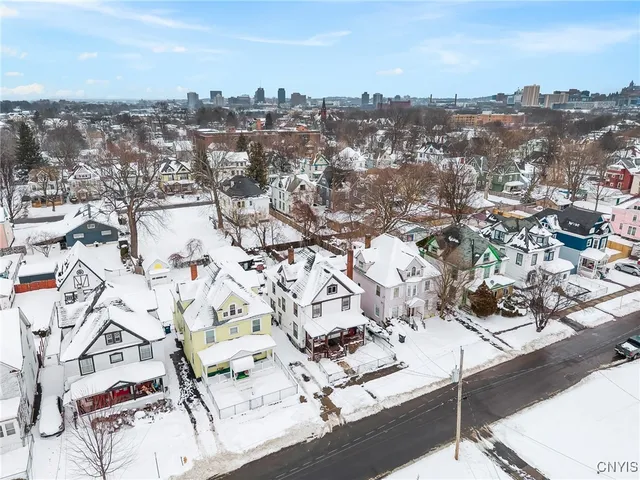 $139,900 | 250 McLennan Avenue, Syracuse, NY 13205