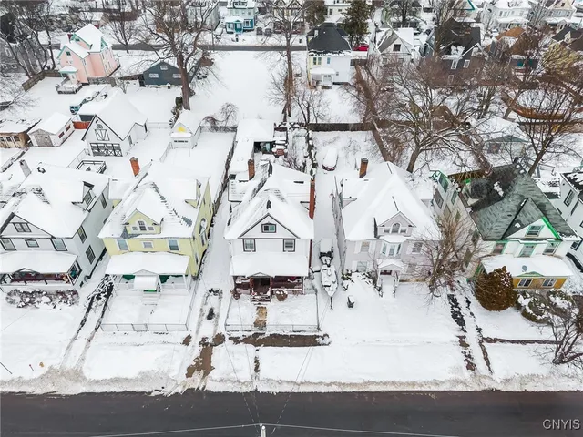 $139,900 | 250 McLennan Avenue, Syracuse, NY 13205