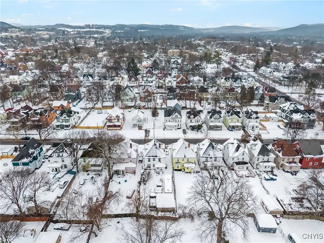 $139,900 | 250 McLennan Avenue, Syracuse, NY 13205