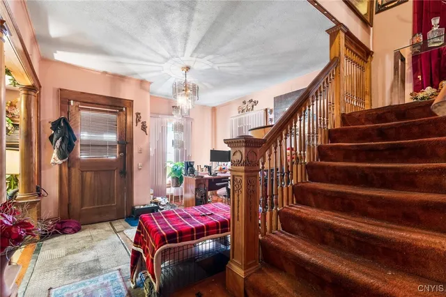 $139,900 | 250 McLennan Avenue, Syracuse, NY 13205