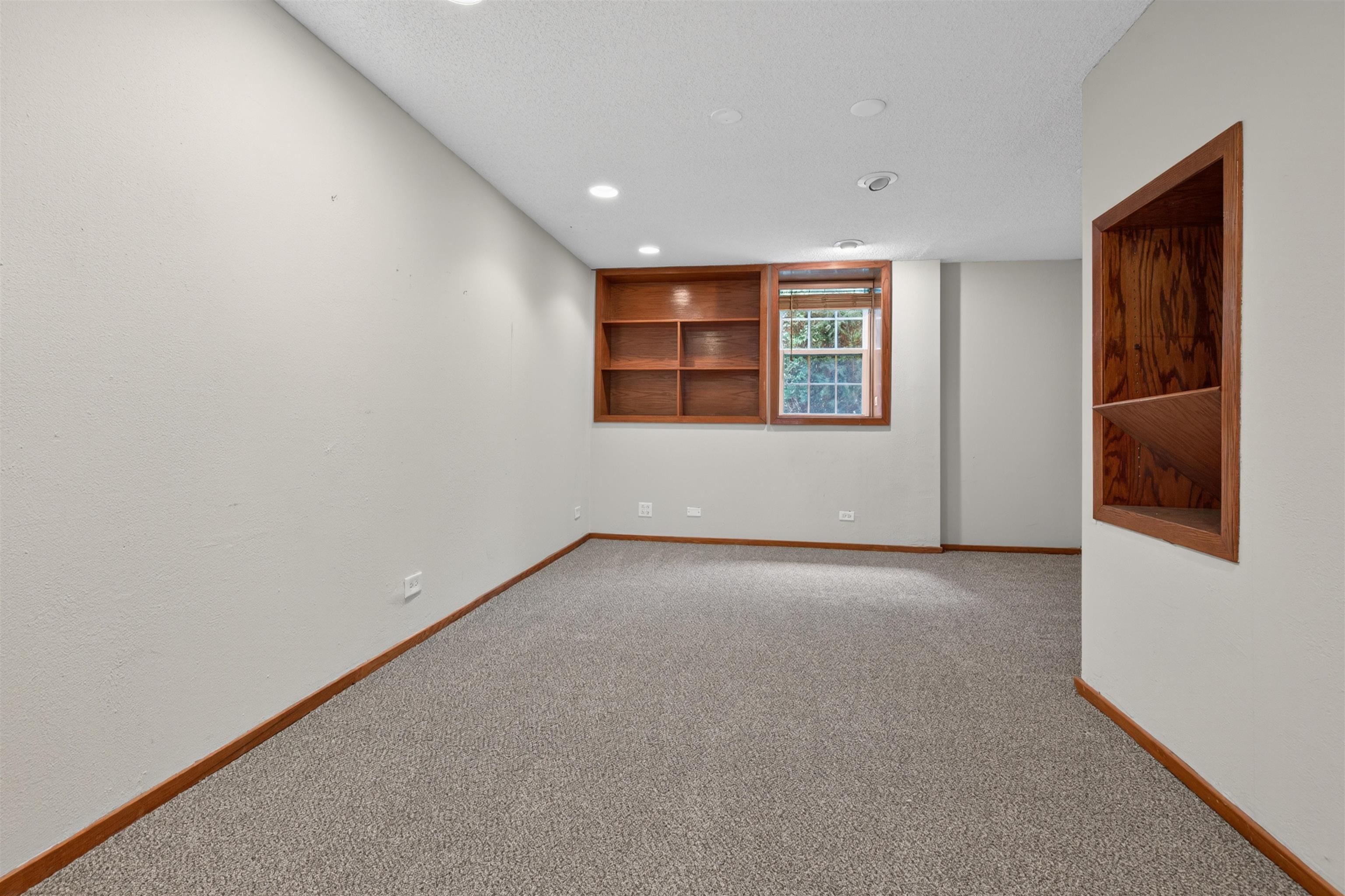513 Pembroke Road Southwest Poplar Grove, IL 61065 - Photo 22 of 41
