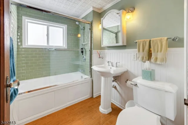 $925,000 | 247 Hillside Avenue, Chatham, NJ 07928